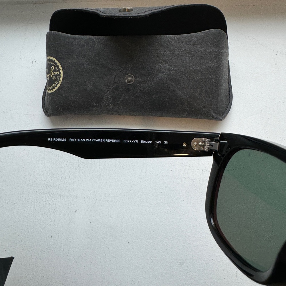 Ray-Ban Wayfarer Reverse Sunglasses - Picture 6 of 10